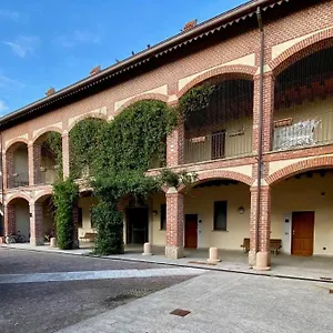 https://cascina-san-giovanni.it-lombardy.com
